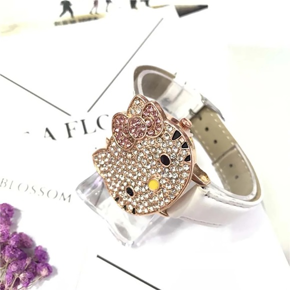 HELLO KITTY WHITE LEATHER STRAP WATCH - NEW! - Picture 2 of 4